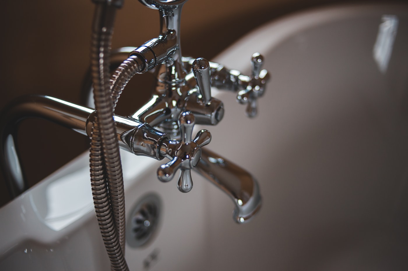 Polished bathtub fixture